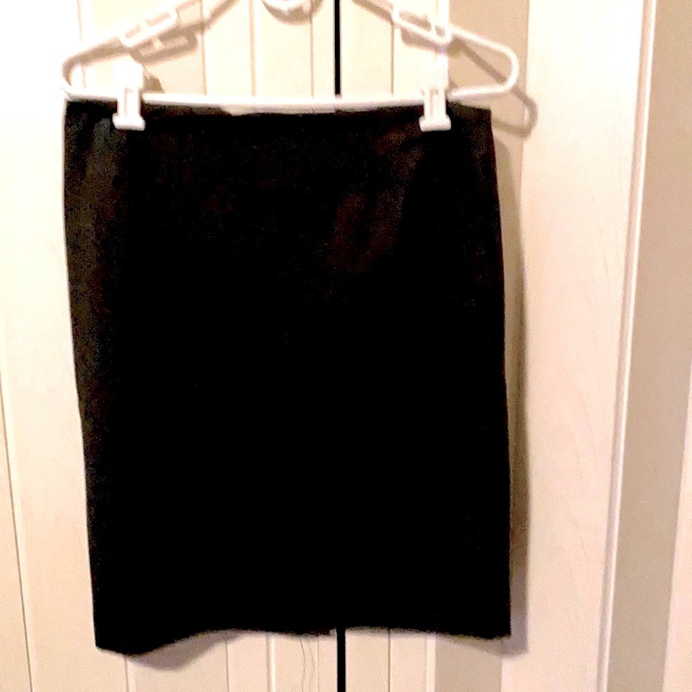 Dalia Collection Gray Skirt Size Small (6)